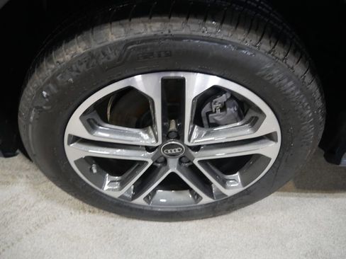 New 2026 Audi Q5 Premium Plus image 12