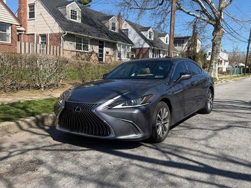 Used 2020 Lexus ES 350 w/ Premium Package image 2