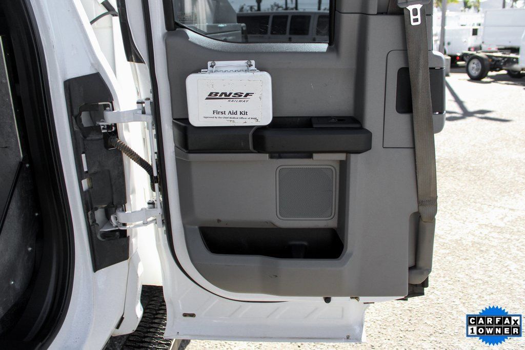 Used 2017 Ford F250 XL w/ Power Equipment Group AWD/4WD image 20