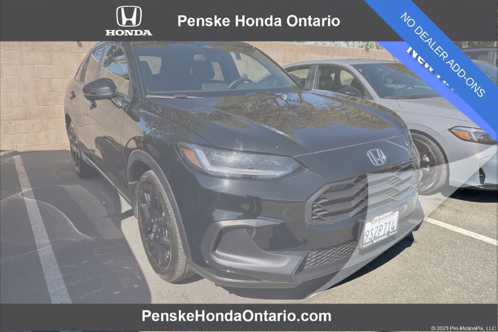 Used 2025 Honda HR-V Sport image 1