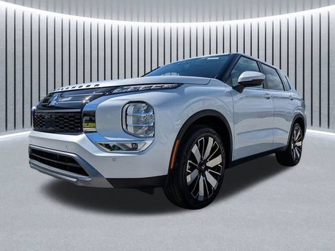 New 2026 Mitsubishi Outlander SE FWD image 8
