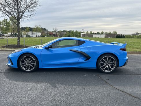 Used 2024 Chevrolet Corvette Stingray Premium Cpe w/ Z51 Performance Package RWD image 6