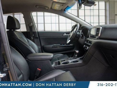 Used 2021 Kia Sportage EX FWD image 26