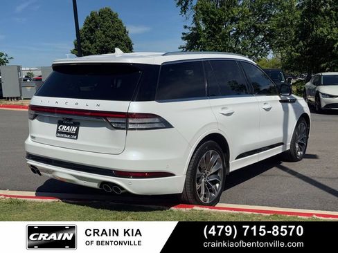 Used 2020 Lincoln Aviator Grand Touring w/ Equipment Group 302A AWD/4WD image 8