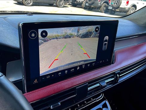 Used 2024 Lincoln Corsair Grand Touring image 21