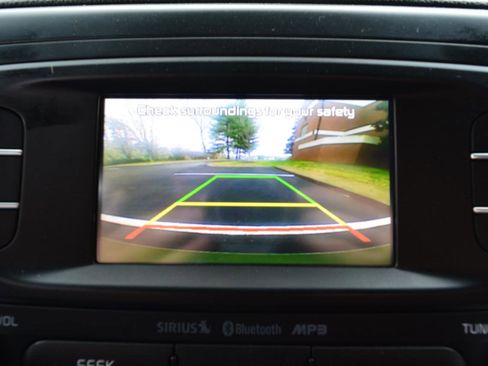 Used 2015 Kia Soul image 21