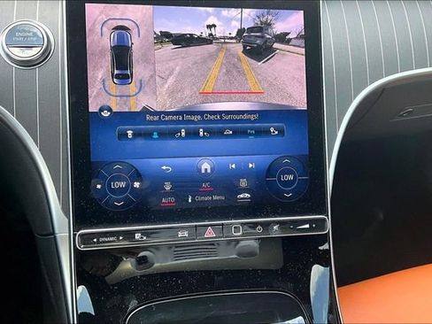 Used 2024 Mercedes-Benz C 300 Sedan image 24