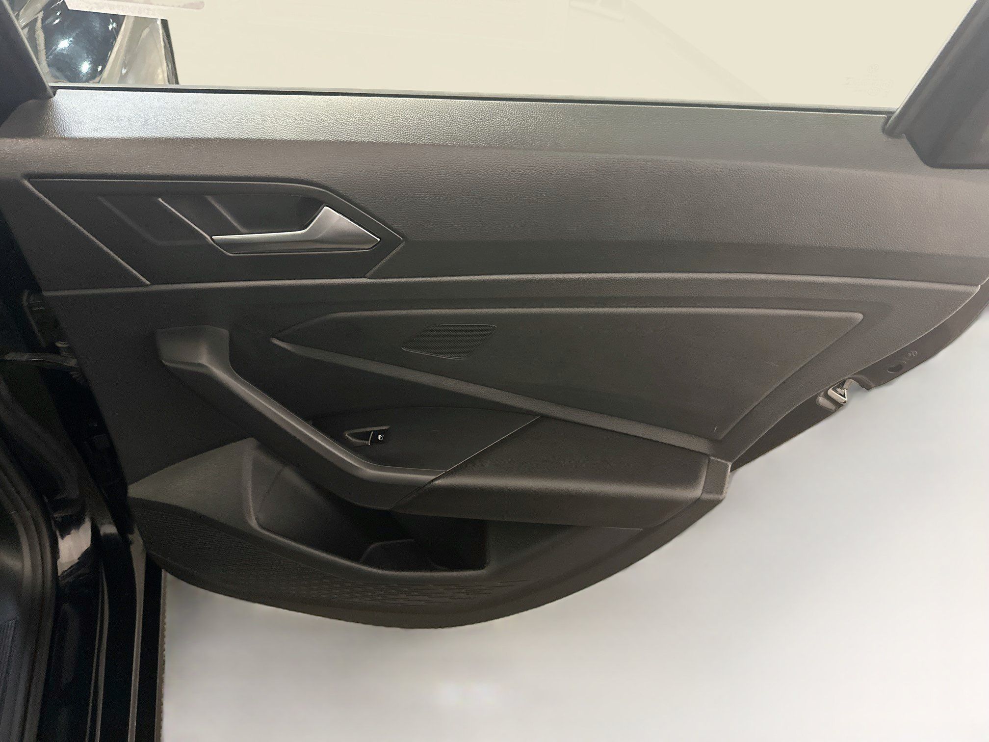 Used 2025 Volkswagen Jetta Sport FWD image 30