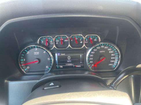 Used 2018 Chevrolet Silverado 1500 LT image 22