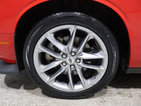 Used 2022 Dodge Challenger GT image 9