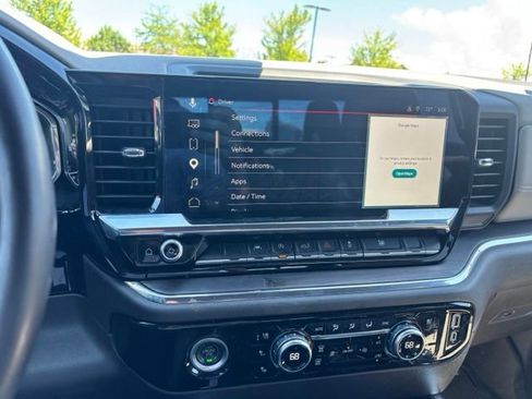 Used 2023 GMC Sierra 1500 SLT w/ SLT Premium Package AWD/4WD image 13