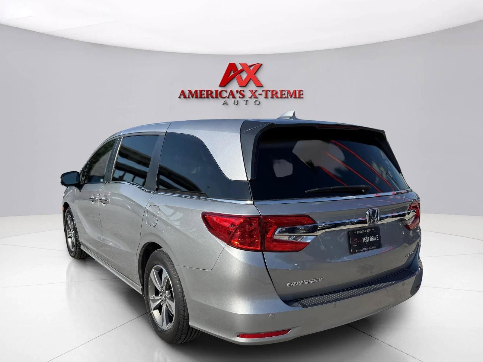 Used 2019 Honda Odyssey Touring image 4
