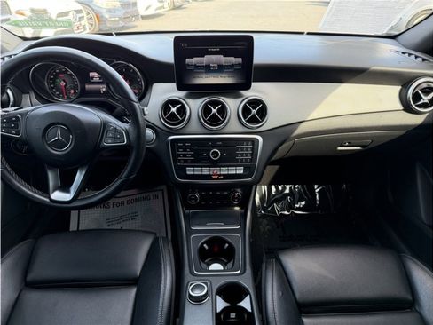 Used 2018 Mercedes-Benz CLA 250 image 29