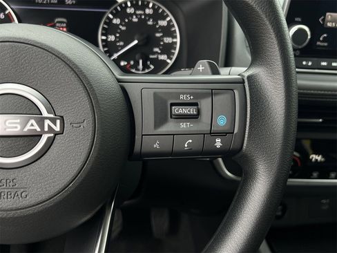Certified 2024 Nissan Rogue SV image 12