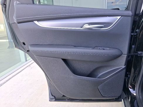 New 2026 Cadillac XT5 Luxury w/ LPO, Floor Liner Package image 20