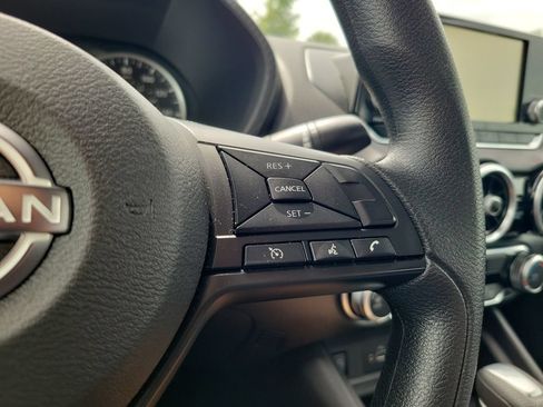 Used 2025 Nissan Sentra S FWD image 20