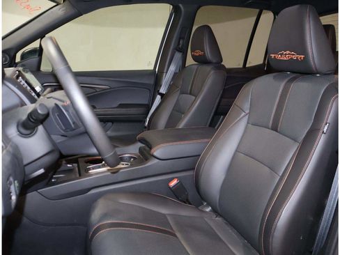 Used 2024 Honda Ridgeline TrailSport image 11