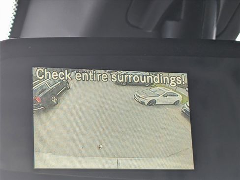 Used 2025 Mercedes-Benz Sprinter 2500 image 25