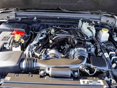 Used 2023 Jeep Gladiator Rubicon w/ LED Lighting Group image 32