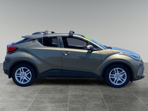 Used 2021 Toyota C-HR LE FWD image 6