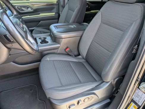 Used 2023 GMC Yukon XL SLE w/ Gmc Pro Safety Plus Package RWD image 31