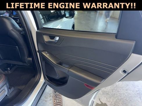 Used 2025 Ford Escape ST-Line w/ Cold Weather Package image 29