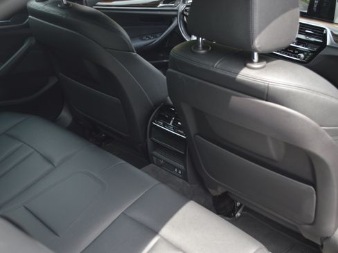 Used 2020 BMW 530i RWD image 33