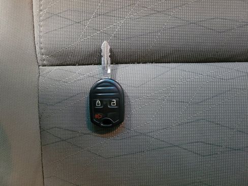 Used 2015 Ford Explorer FWD image 32