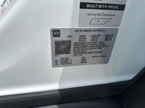 Used 2023 GMC Acadia SLT w/ Elevation Edition AWD/4WD image 40