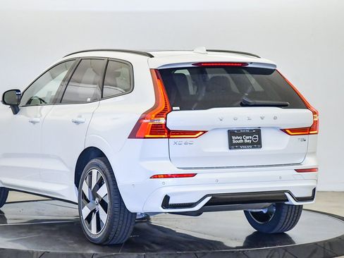 Certified 2025 Volvo XC60 T8 Plus w/ Protection Package Premier image 2