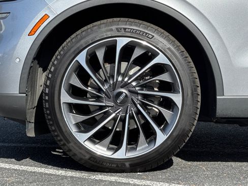 Used 2021 Lincoln Aviator Reserve w/ Equipment Group 202A AWD/4WD image 28