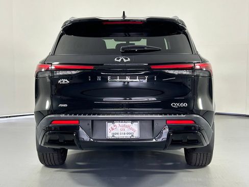 Used 2023 INFINITI QX60 Luxe w/ Performance Audio Package AWD/4WD image 6