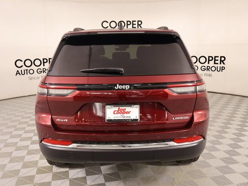 Used 2025 Jeep Grand Cherokee Laredo X AWD/4WD image 21