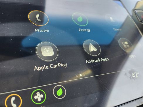 Used 2023 Chevrolet Bolt LT image 4