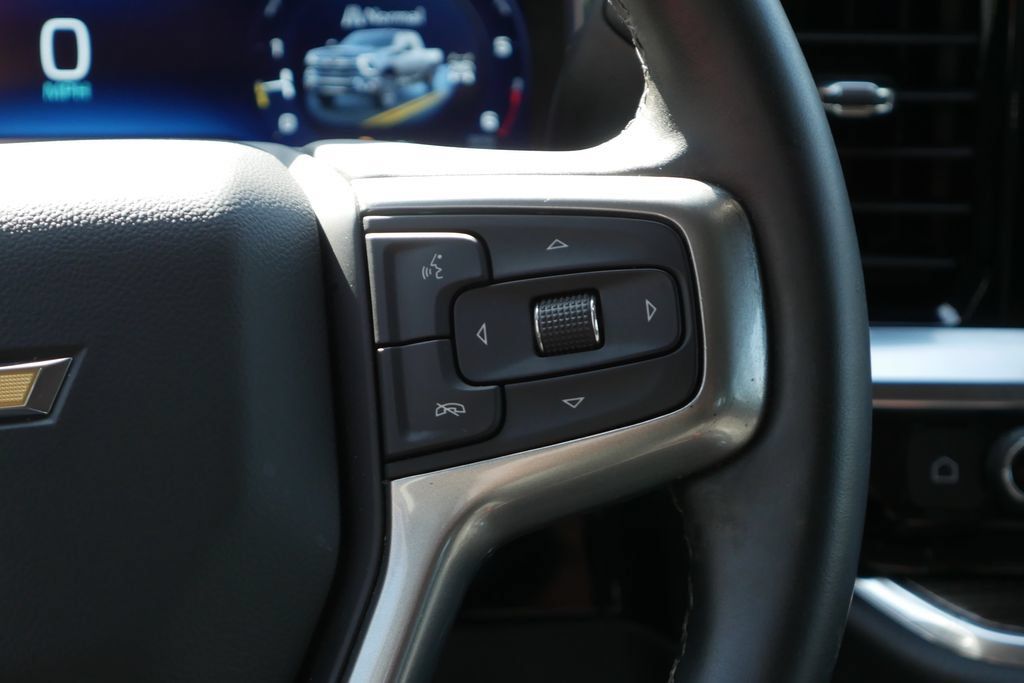 Used 2024 Chevrolet Silverado 2500 LT w/ Convenience Package AWD/4WD image 19