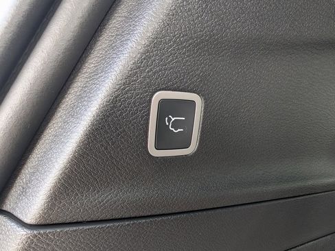 New 2026 Chrysler Pacifica Select image 41