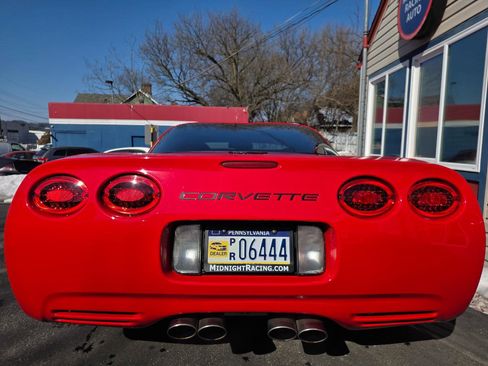 Used 2000 Chevrolet Corvette Coupe w/ Roof Pkg image 3