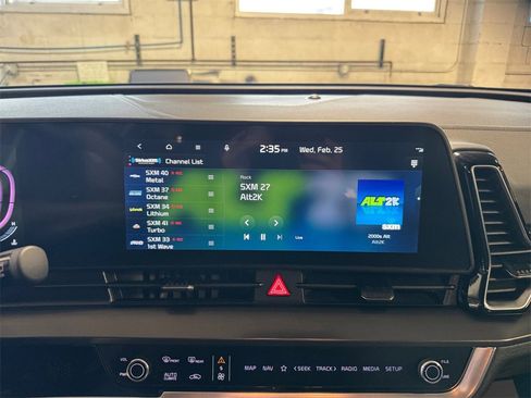 Certified 2024 Kia Sportage EX image 17