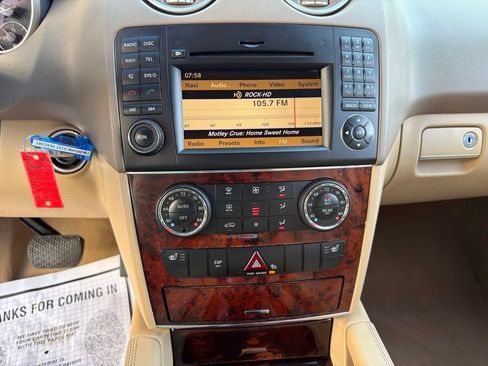 Used 2010 Mercedes-Benz ML 350 2WD image 31