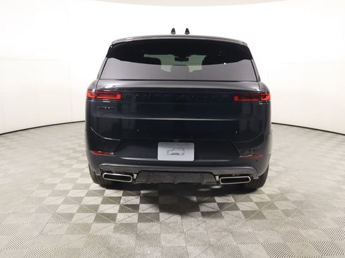 New 2026 Land Rover Range Rover Sport SE image 6