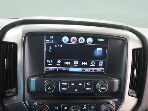 Used 2017 Chevrolet Silverado 2500 LT w/ LT Convenience Package image 11