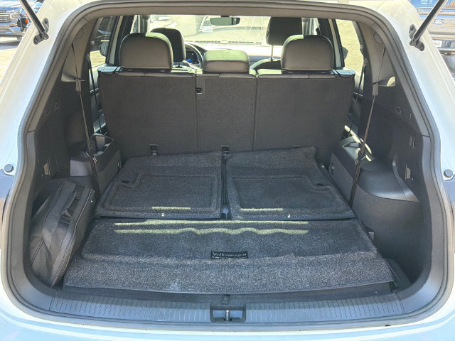 Used 2022 Volkswagen Tiguan SE R-Line FWD image 20