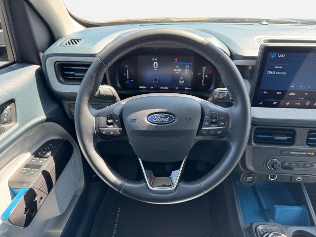 Used 2025 Ford Maverick XLT w/ XLT Luxury Package AWD/4WD image 12
