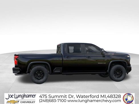 New 2026 Chevrolet Silverado 2500 ZR2 AWD/4WD image 5