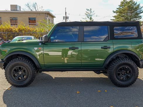 Used 2022 Ford Bronco Badlands w/ Sasquatch Package AWD/4WD image 4