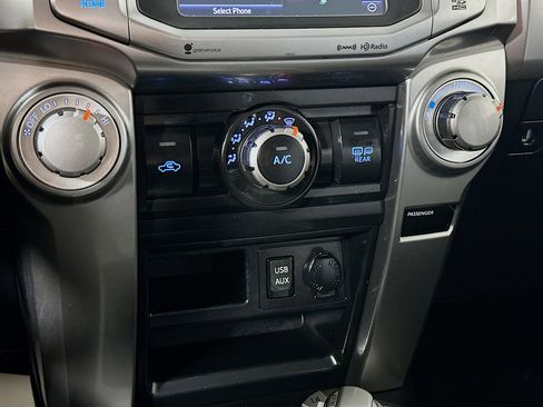 Used 2016 Toyota 4Runner SR5 image 16