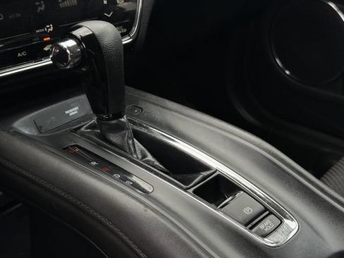 Used 2022 Honda HR-V EX image 18