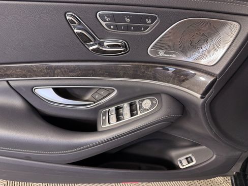 Used 2020 Mercedes-Benz S 450 Sedan image 21
