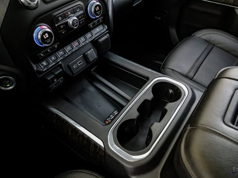 Used 2022 GMC Sierra 3500 Denali w/ Technology Package image 55