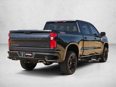 Used 2022 Chevrolet Silverado 1500 LT Trail Boss w/ Bed Protection Package AWD/4WD image 5